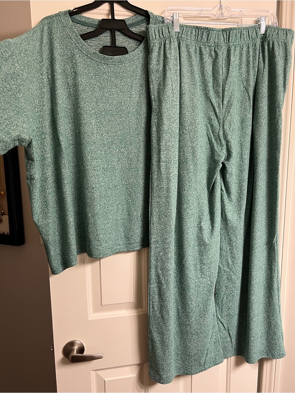 NWOT Zenana Cozy Two-Piece Lounge Set in Seafoam Green